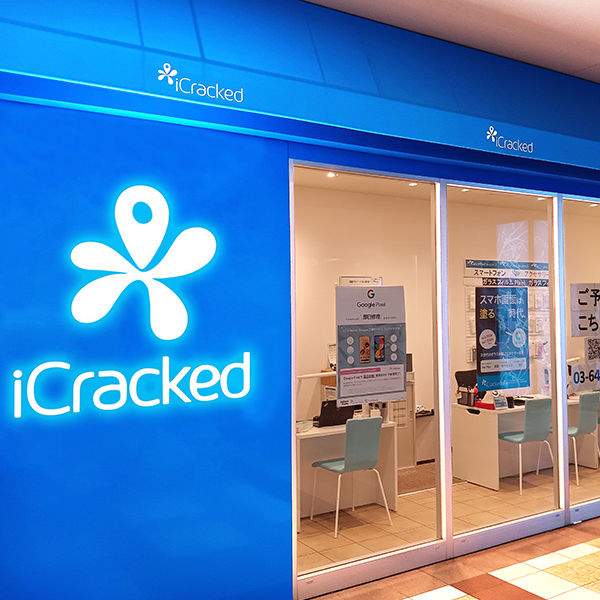 iCracked Store 上野マルイ