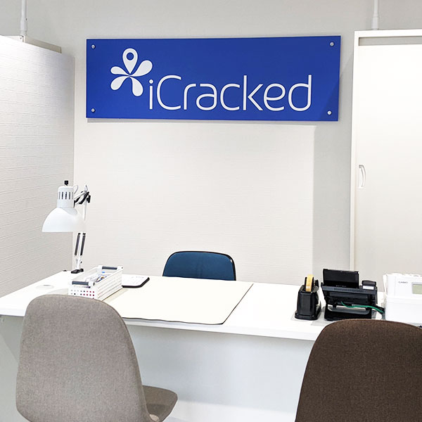 iCracked Store ハンズ名古屋